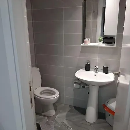 ανετο στην πυλαια με ευκολο παρκιγκ Apartamento *